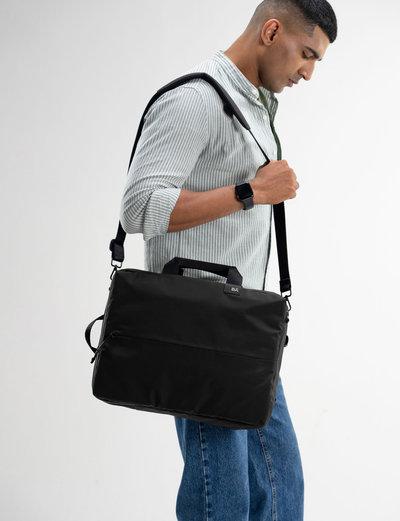 DailyObjects Pivot Backpack
